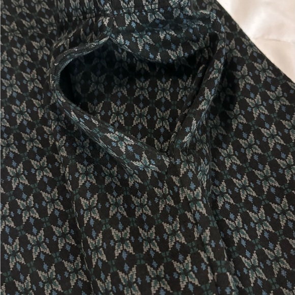 Women's Printed Ponte Bootleg Pant - Picture 7 of 10